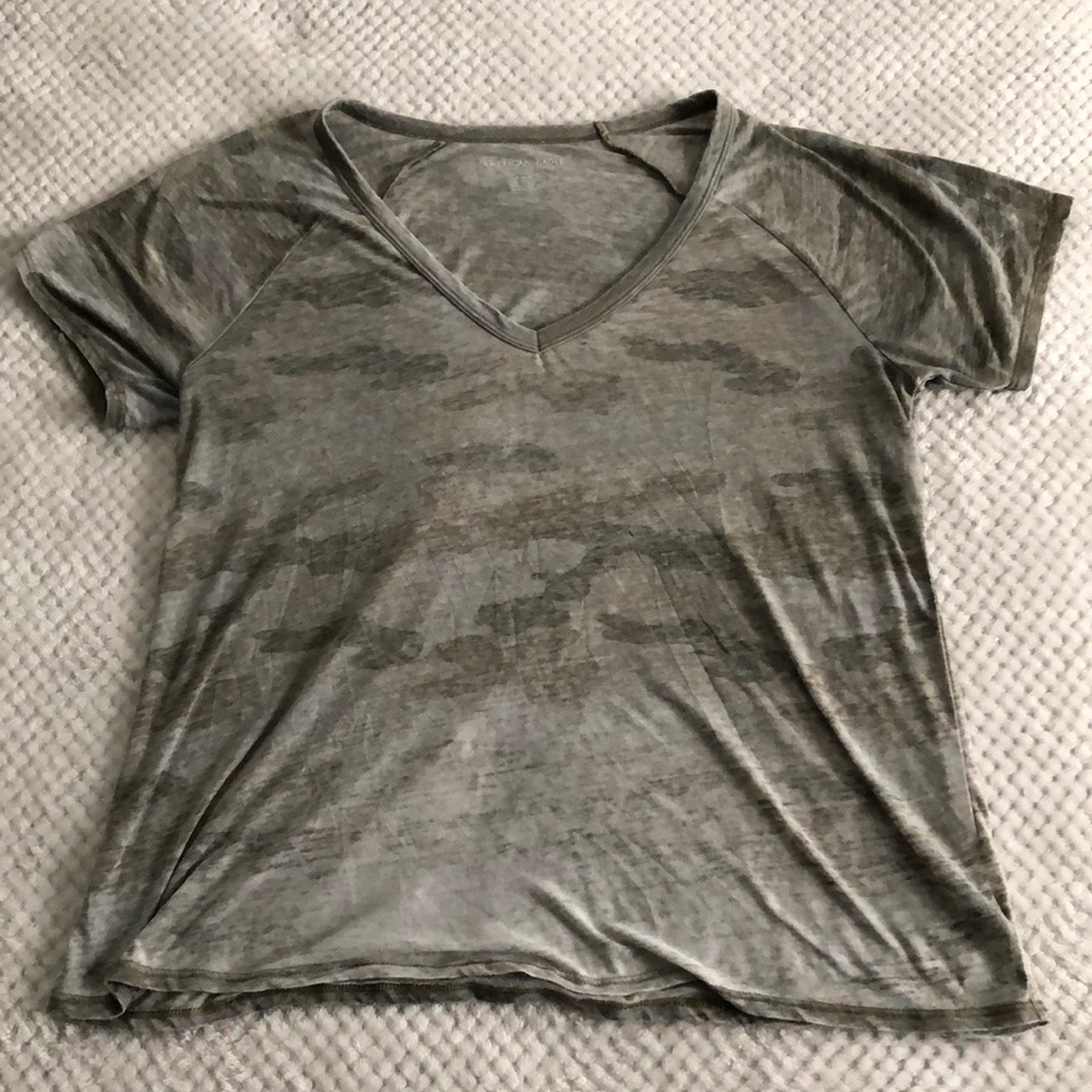 American Eagle V-Neck Tee